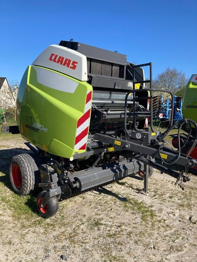 E-FARM: Claas variant 480 rc - Πρέσσα - id 4DUJELW - 30.000 € - Χρονία: 2020 - Συνολικός αριθμός παραχθέντων δεμάτων: 10.600,Γαλλία