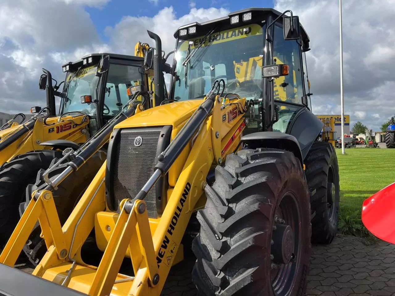 New Holland T4.115 Koparka 107 165 €