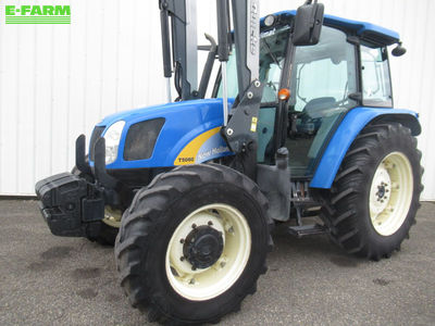 E-FARM: New Holland T5060 - Tractor - id XCY37E9 - €40,000 - Year of construction: 2011 - Engine hours: 5,478,Engine power (HP): 106,France