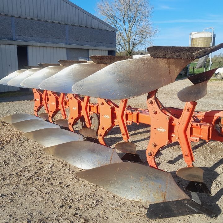 Kuhn multi master Pluž 6.800 €
