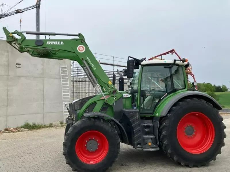 Fendt 718 Vario Profi Plus Tractor €135,500