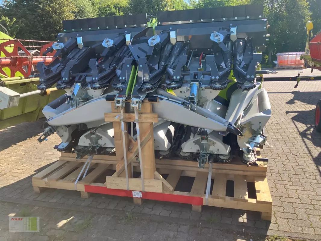 E-FARM: Claas Corio 875 FC - Erntevorsatz - id BIURWN1 - Baujahr: 2023 - Deutschland