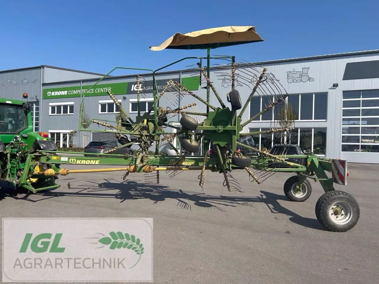 E-FARM: Krone swadro 1201 a - Rendsodró - id 2JIUHPR - 9160 EUR - Gyártási év: 2004 - Németország