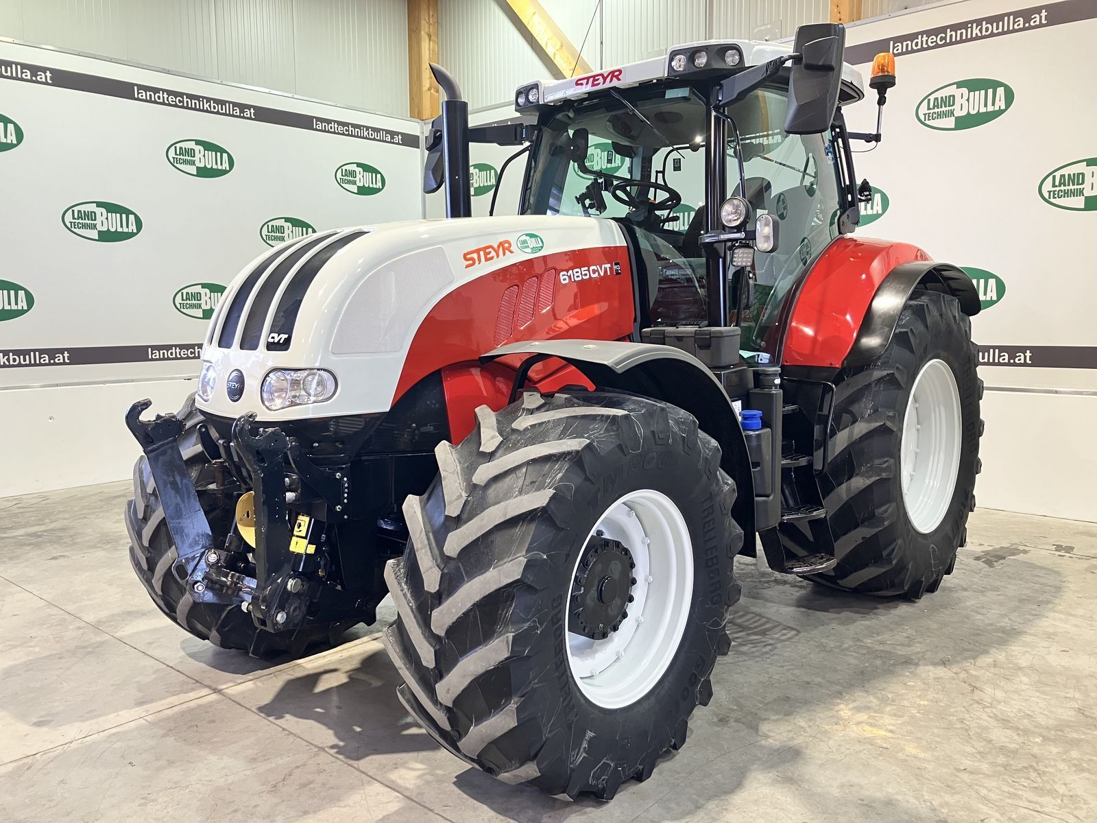 Steyr CVT 6185 Profi Traktor 124 500 €
