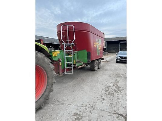 E-FARM: Strautmann Verti-Mix 2401 - Mixer feeder - id QKN97GF - €39,900 - Year of construction: 2022 - France