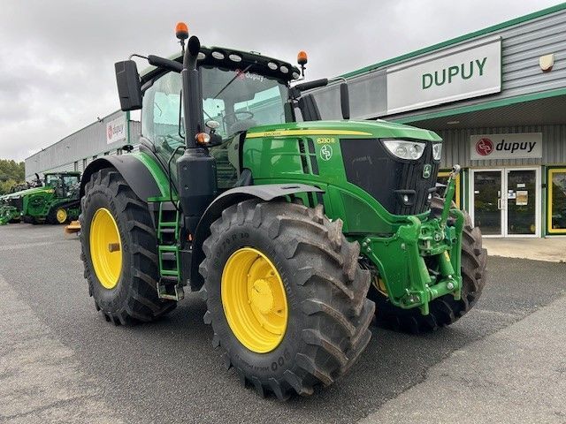 John Deere 6230R Tracteur 125 000 €