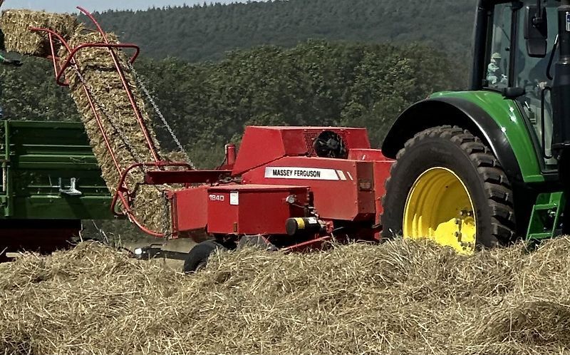 Massey Ferguson MF 1840 Presă de balotat 19.998 EUR