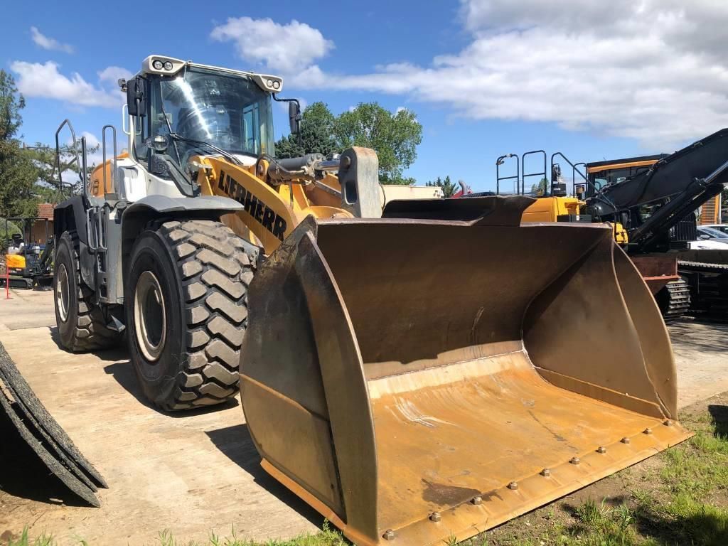 E-FARM: Liebherr l 576 - Kolový nakladač - id CZPASYU - 108 000 € - Rok výroby: 2019 - Hodiny motoru: 9 700,Francie