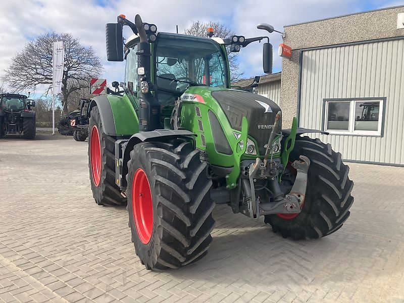 E-FARM: Fendt 724 Vario - Trattore - id VIG4CCE - 115.000 € - Anno di costruzione: 2020 - Ore: 6.968,Germania