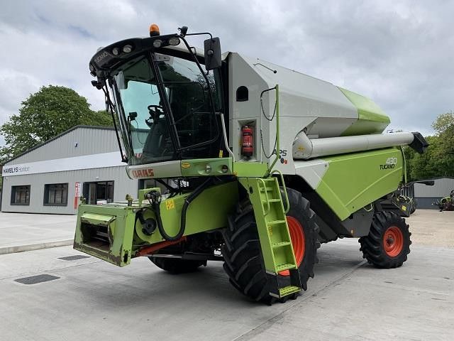 E-FARM: Claas Tucano 430 - Mähdrescher - id DVWUYBD - 87.924 € - Baujahr: 2011 - Abgelesene Motorstunden: 2.194,Vereinigtes Königreich