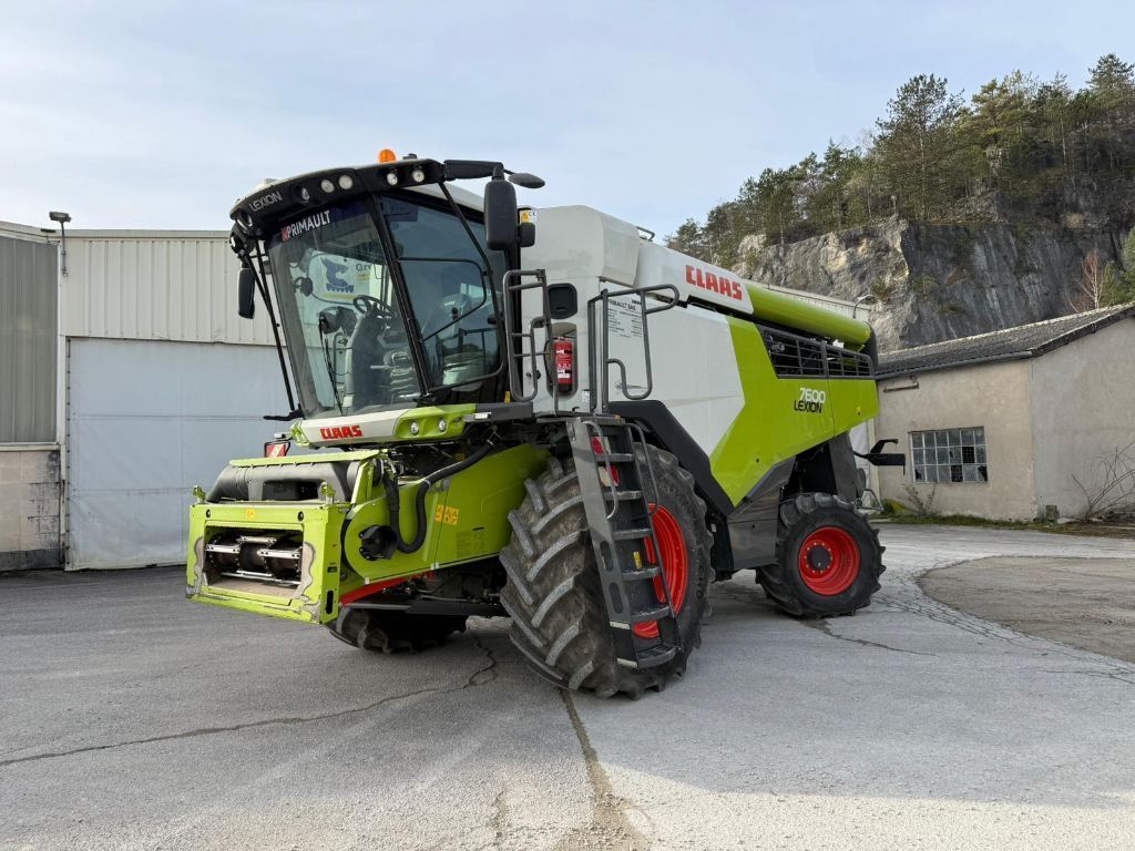 Claas Lexion 7600 Mähdrescher 295.000 €