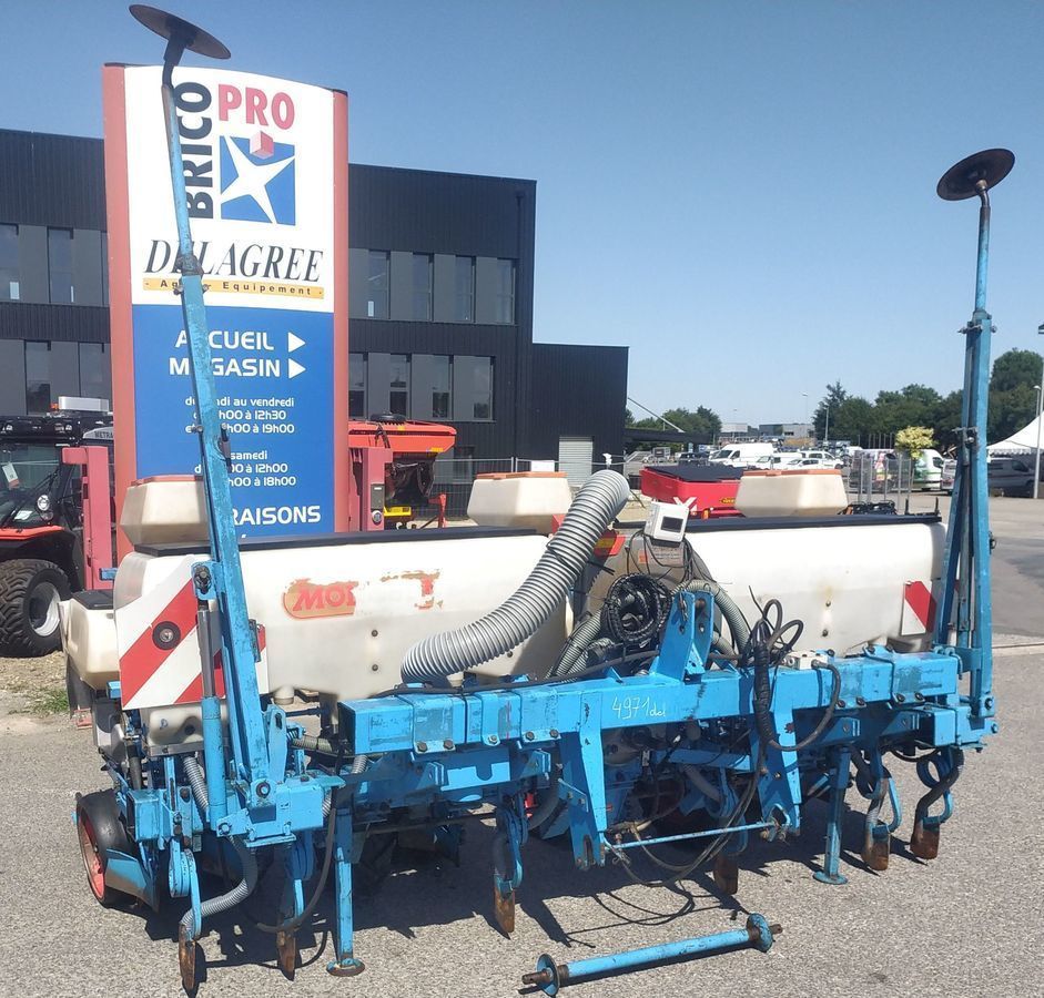 E-FARM: Monosem monosem ng+ - Precision drill - id JVBDBC7 - €10,500 - Year of construction: 1998 - France