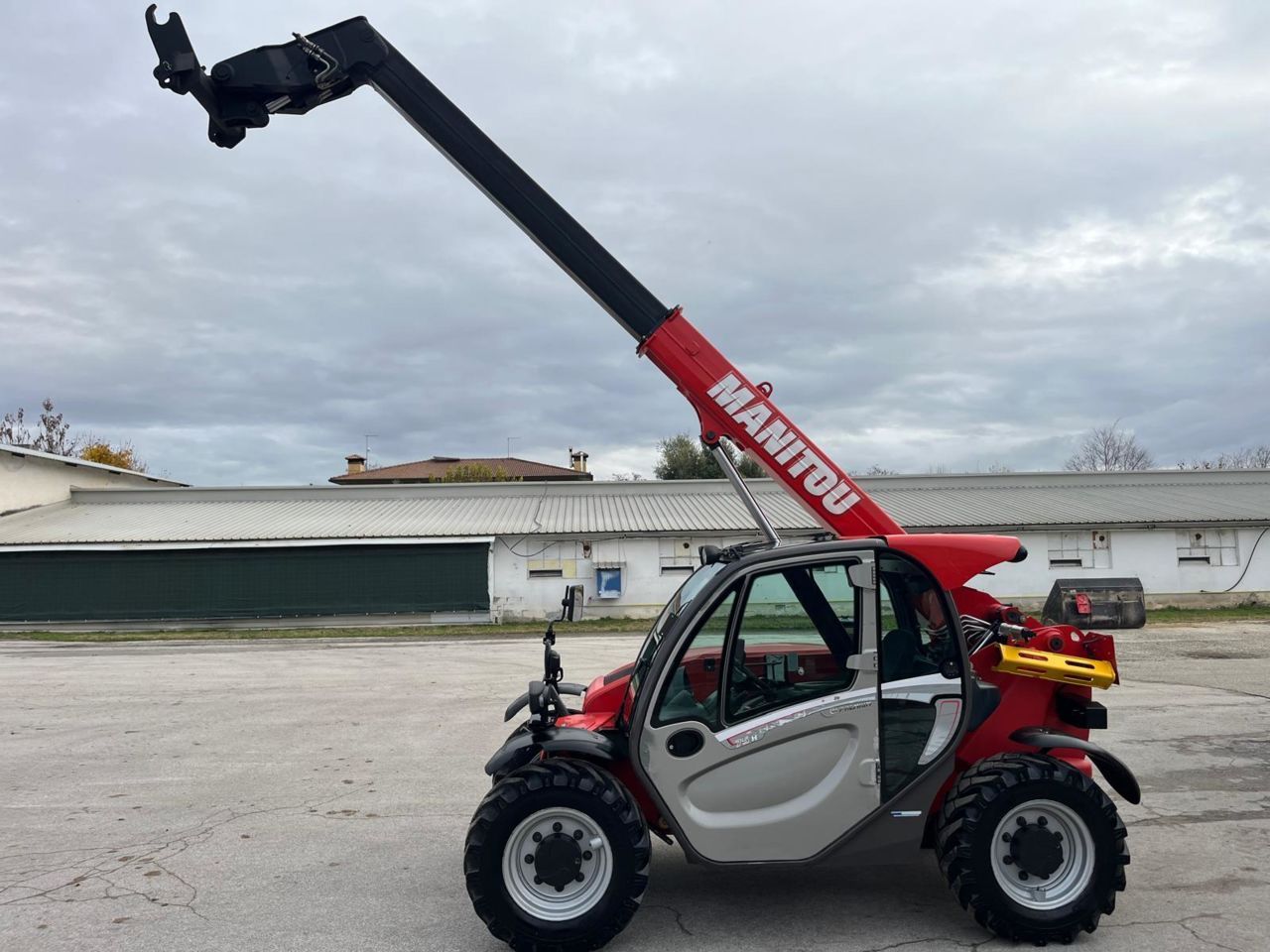 Manitou MLT 625-75 H Premium Teleszkópos rakodó 40 000 EUR