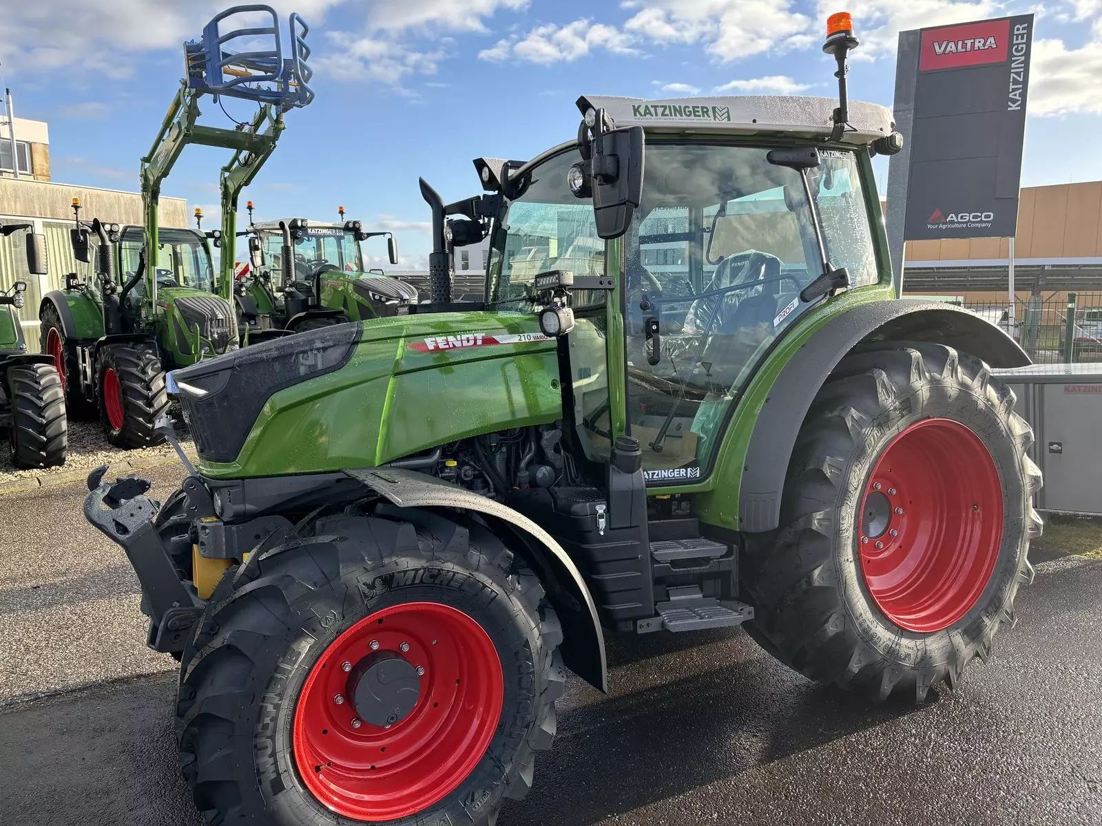 Fendt 210 Vario Tractor 108.250 €