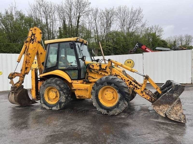 E-FARM: JCB 3cx super - Retroexcavadora - id IYIEMVQ - 22.600 € - Año: 1999 - Francia