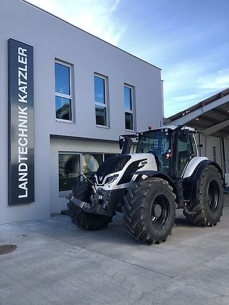 E-FARM: Valtra T235 Direct - Tractor - id D2MLSSA - 158.500 € - Año: 2023 - Horas: 368,Austria