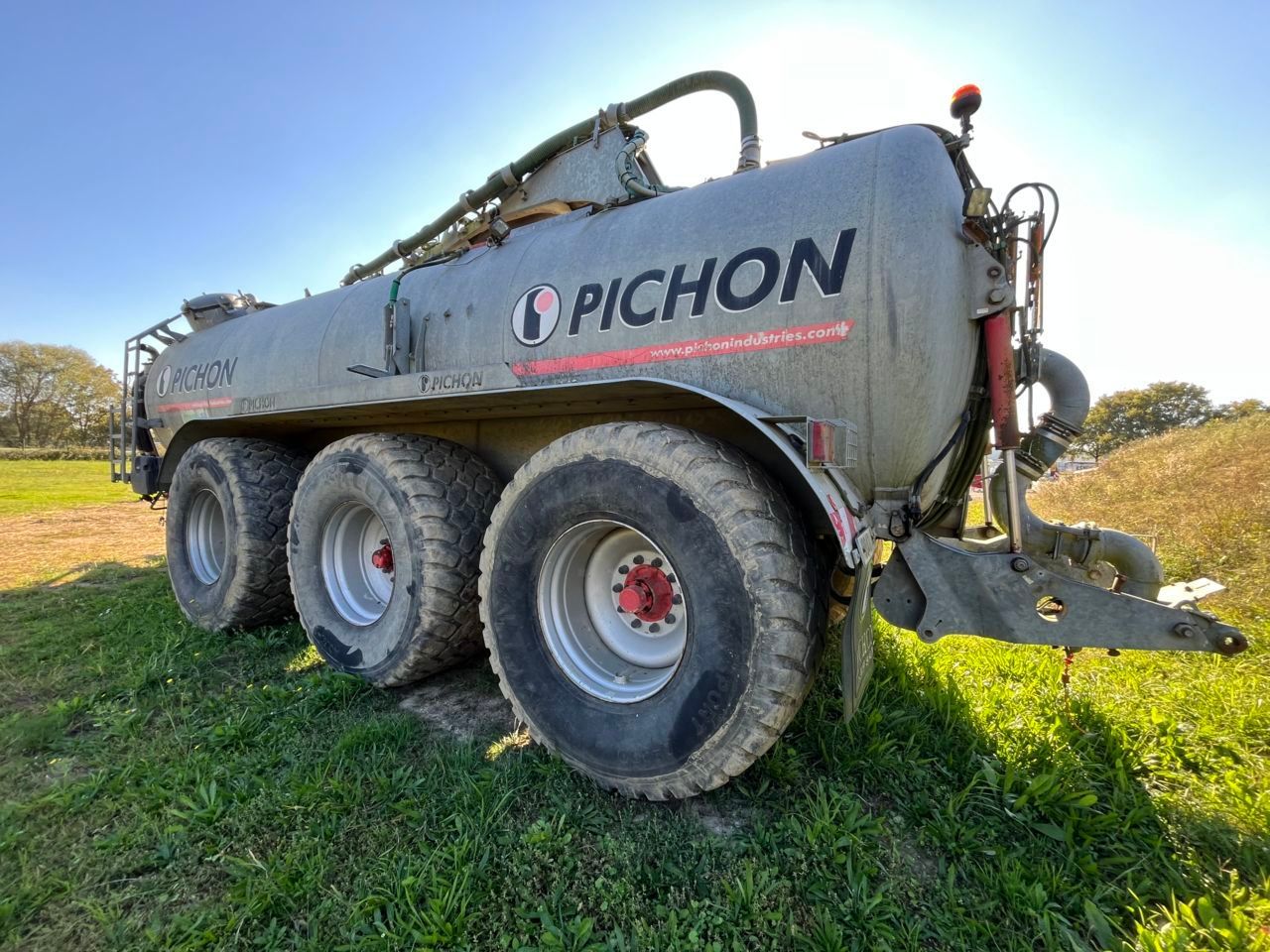 Pichon tci 24500 Samovozni raztresalnik tekočih gnojil 59.900 €