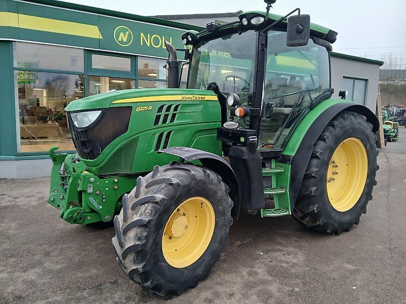 John Deere 6125 R Tractor €52,000