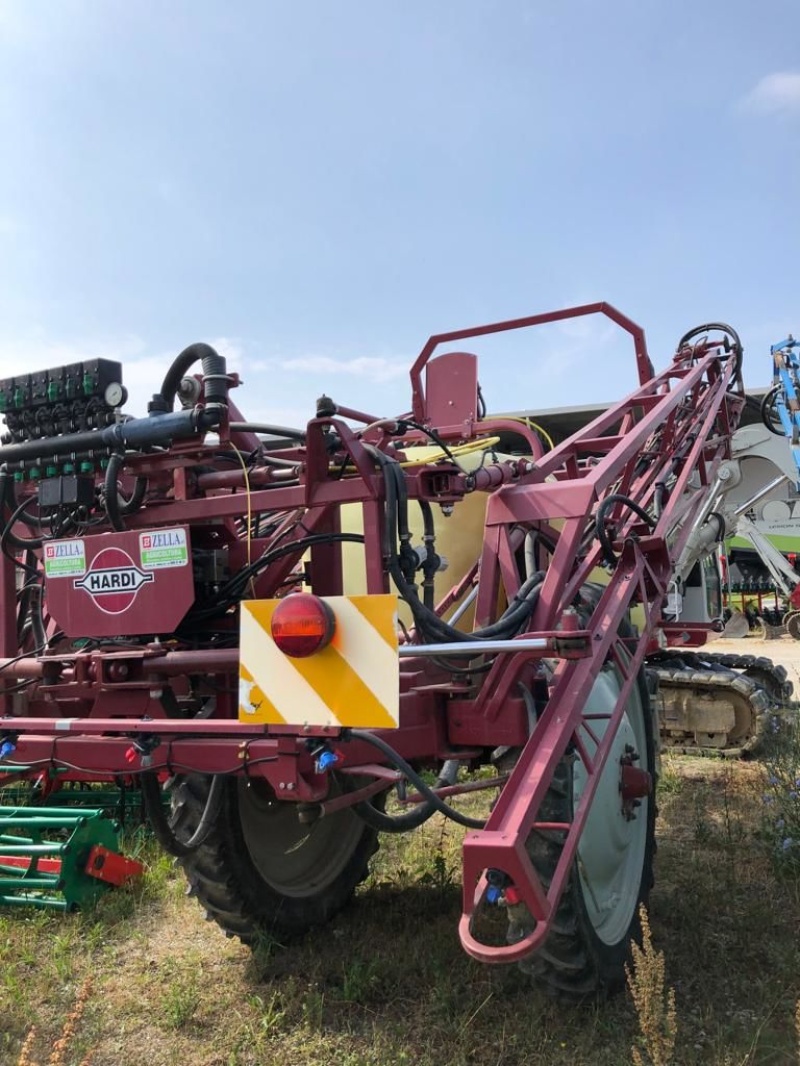 Hardi commander 2800 sprayers 18 000 €