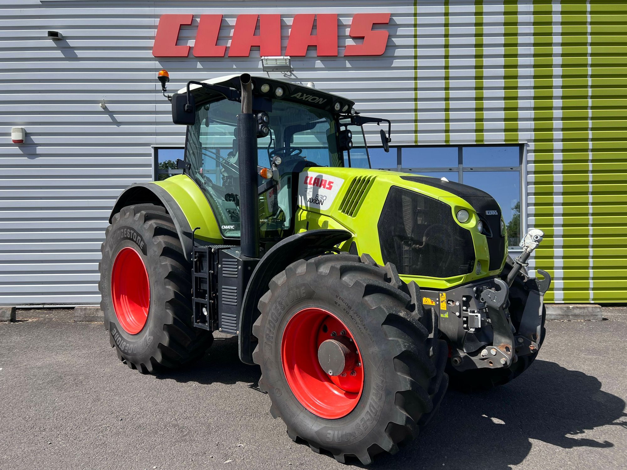 E-FARM: Claas Axion 830 CMATIC - Tractor - id YBYLZYT - 80.000 € - Año: 2017 - Horas: 6241,Francia