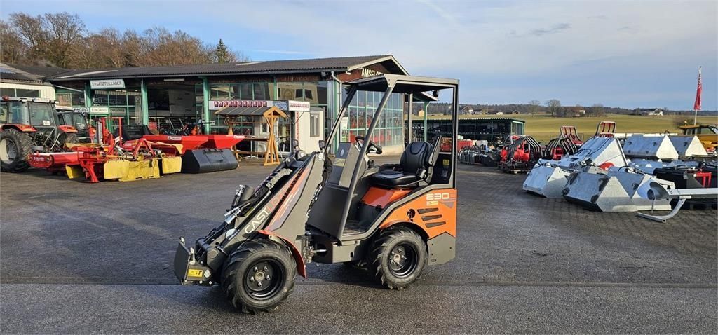 Case IH 830d teleskoparm 20 km/h Załącznik 28 250 €