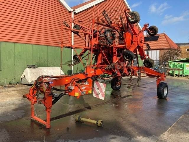 Kuhn GA 8521 Karuzelowy przetrząsacz do siana 7950 €