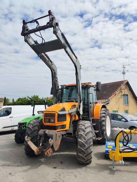 Renault Ares 816 RZ Traktor 32 000 EUR