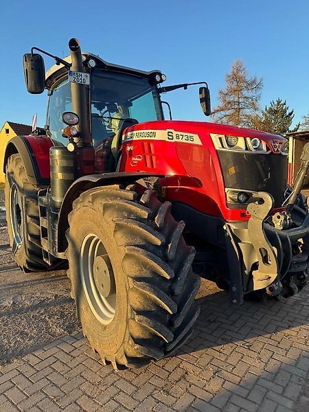 Massey Ferguson 8735 S Traktor 180 000 €