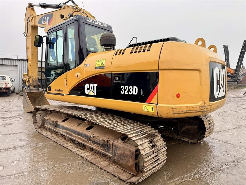 Caterpillar 323dl Escavatore cingolato 50.000 €