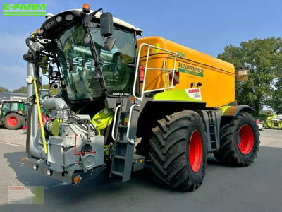 E-FARM: Claas Xerion 4000 SADDLE TRAC - Tractor - id AYTHFDG - €217,647 - Year of construction: 2017 - Engine hours: 4,641,Engine power (HP): 419,Germany