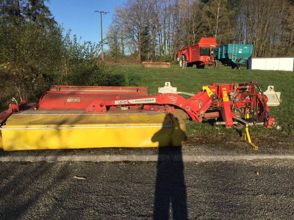 E-FARM: pöttinger novacat ed 302 - Kosiarka - id VTPACLA - 13 500 € - Rok produkcji: 2012 - Francja