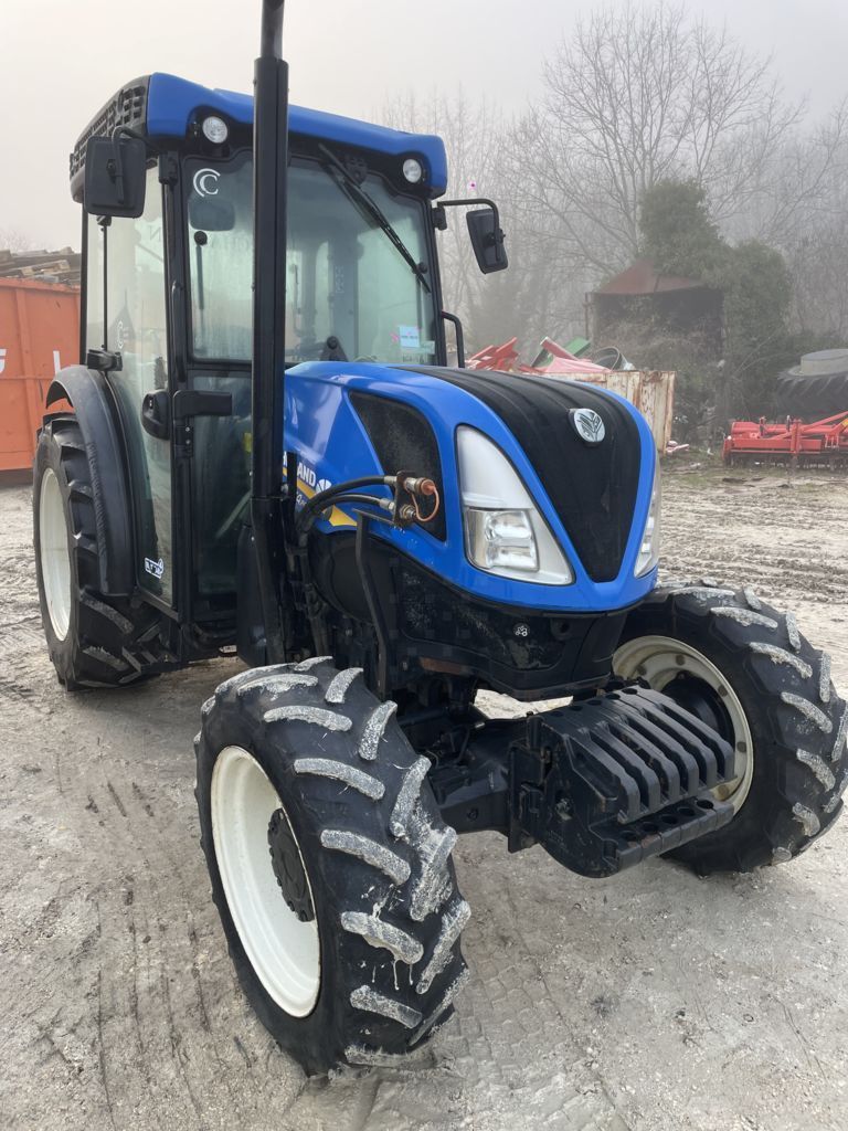 E-FARM: New Holland T4.80 F - Tracteur - id LMRVJTD - 36 000 € - Année: 2019 - Lecture du nombre d'heure: 1 500,Puissance du moteur (chevaux): 80,France