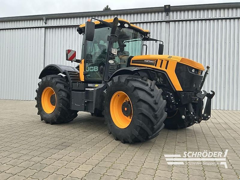 JCB Fastrac 4220 Traktor 114.885 €