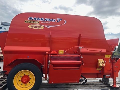 Seko samurai 7 450/70 Mixer feeder