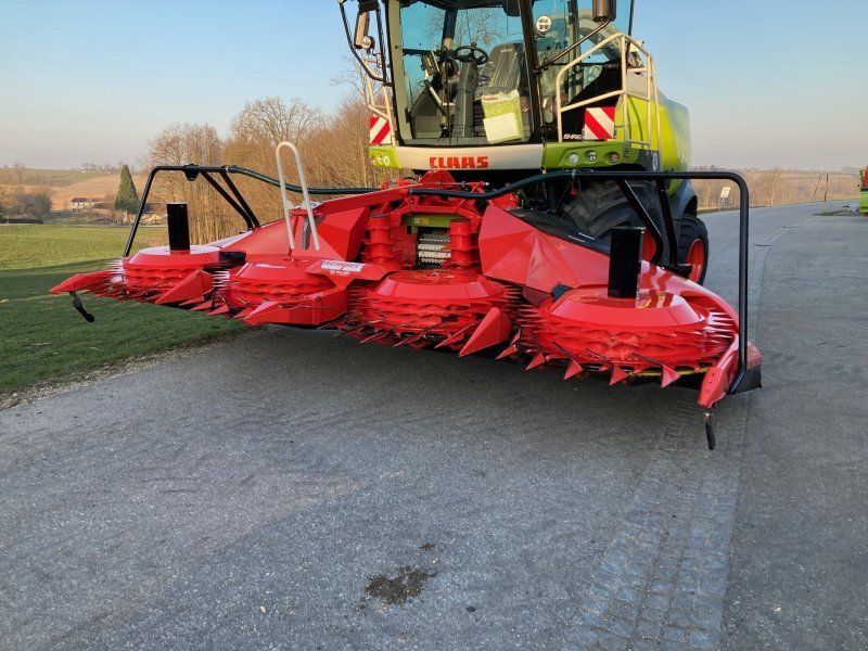 E-FARM: Kemper 460 plus stalkbuster - Self propelled forage harvester - id HYY3GSJ - €123,000 - Year of construction: 2022 - Engine hours: 30,Austria