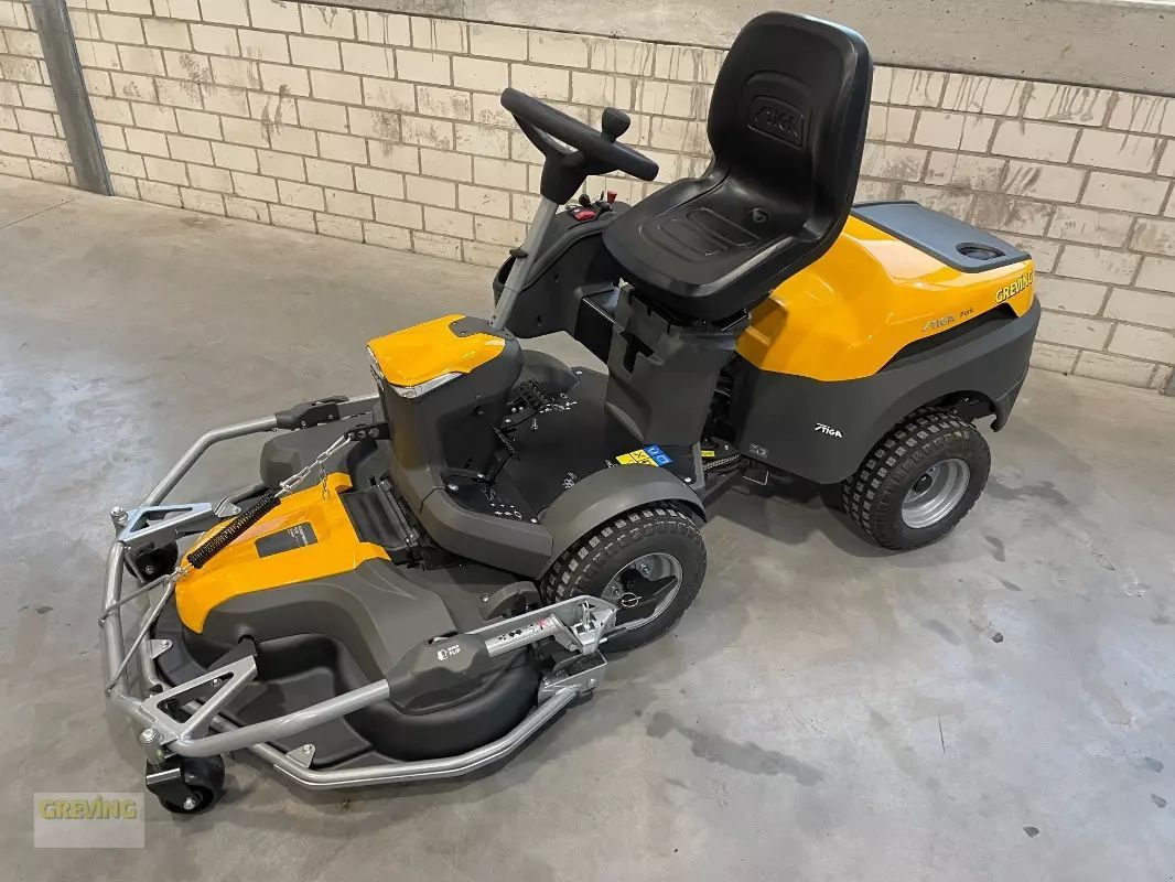 E-FARM: STIGA park 700w + combi pro 110 q plus - Tondeuse - id 8PYQKN5 - 6 092 € - Année: 2022 - Allemagne