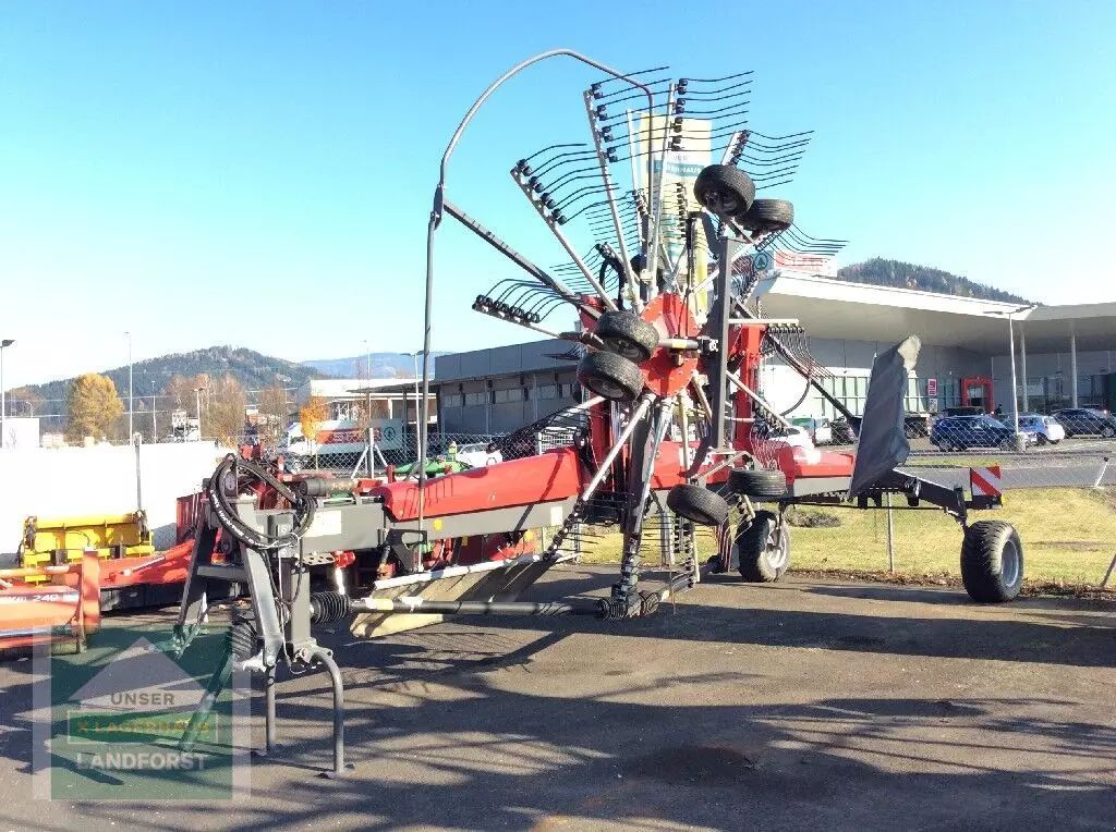 FELLA Juras 7850 Pro Rake €18,750