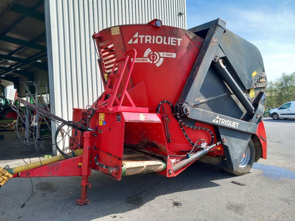 E-FARM: TRIOLIET Triomix 1 1000 - Mixer feeder - id TKBWVFQ - Year of construction: 2008 - France