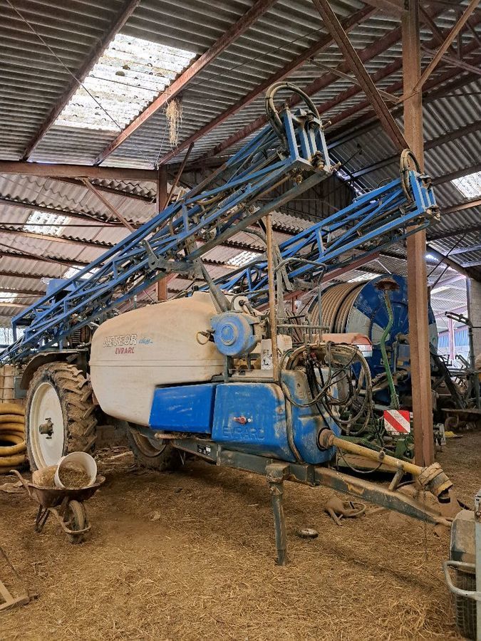 E-FARM: Evrard meteor 3400 - Pulvérisateur - id CHFKUFD - 15 000 € - Année: 2009 - France