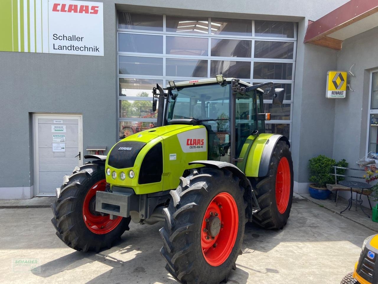 Claas celtis 456 rc mit drulu u. klima, in sehr schönem zustand tractor 27 350 €