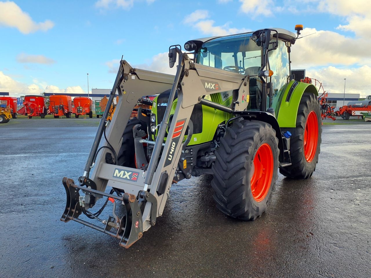 Claas arion 440 tractor €83,000