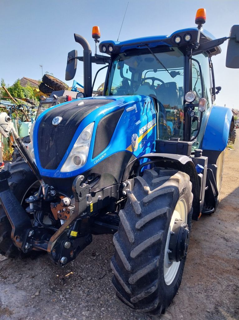 E-FARM: New Holland T6.175 - Traktor - id PSIAHVG - 72.000 € - Baujahr: 2019 - Abgelesene Motorstunden: 1.323,Motorleistung (PS): 147,Frankreich
