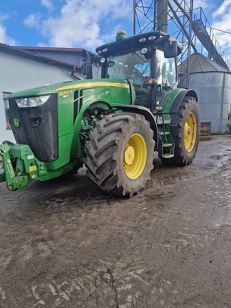 John Deere 8310 R Traktor 88.828 €