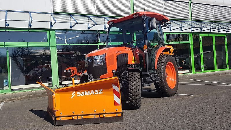 Kubota L2-552 Tractor