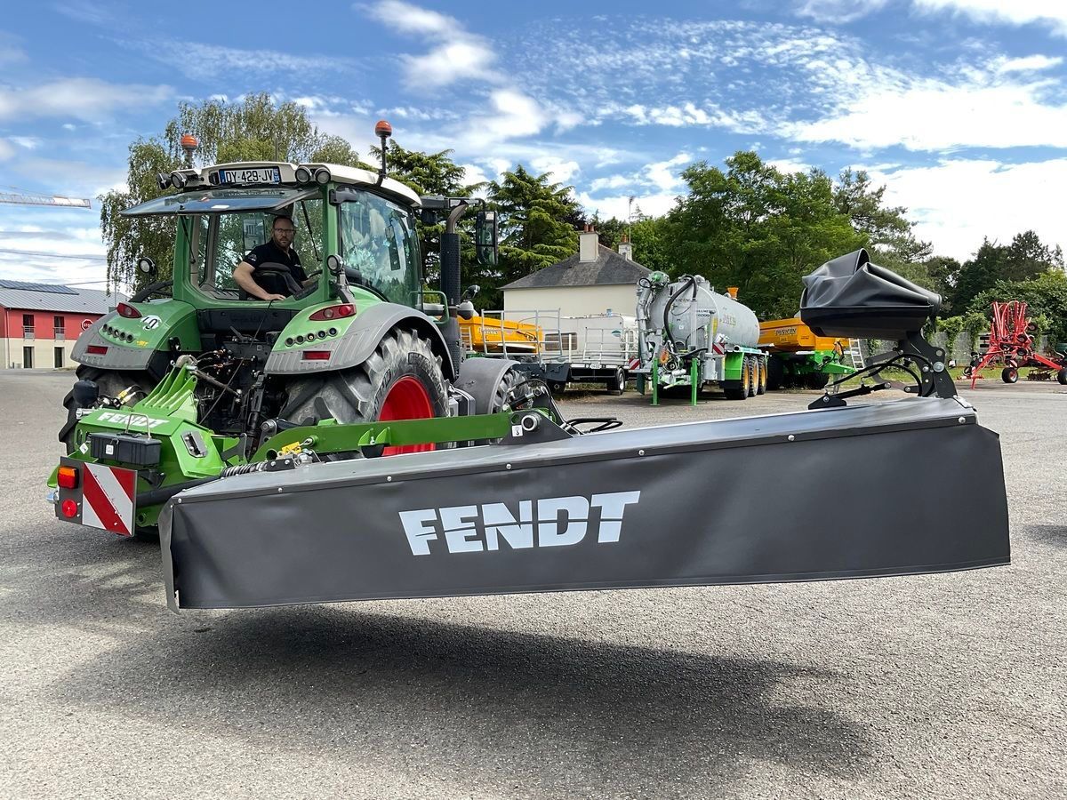 E-FARM: Fendt Slicer 3670 TLX - Faucheuse - id 5JQEUPT - 9 900 € - Année: 2022 - France