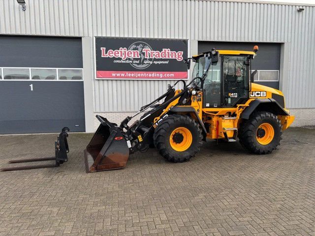 JCB 411 s5 ht wheelloader, 2022 year, bucket+ forks, only 1226 hours! new condition Chargeuse sur pneus 79 950 €