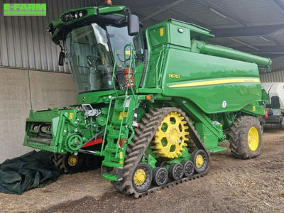 E-FARM: John Deere T 670 - Κομπίνα - id UCP3LVP - 399.000 € - Χρονία: 2023 - Μετρητής ωρών: 302,Ισχύς κινητήρα: 455,Γερμανία