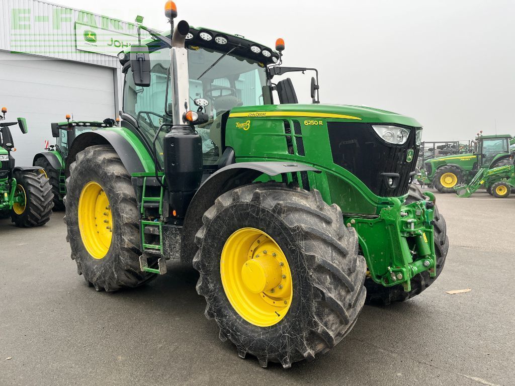 John Deere 6250 R Tractor €125,000
