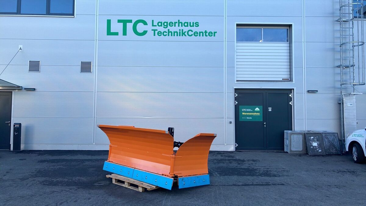 E-FARM: Trejon optimal upx 440-245 - Equipamiento municipal - id PBMQP7Y - 16.890 € - Año: 2023 - Austria