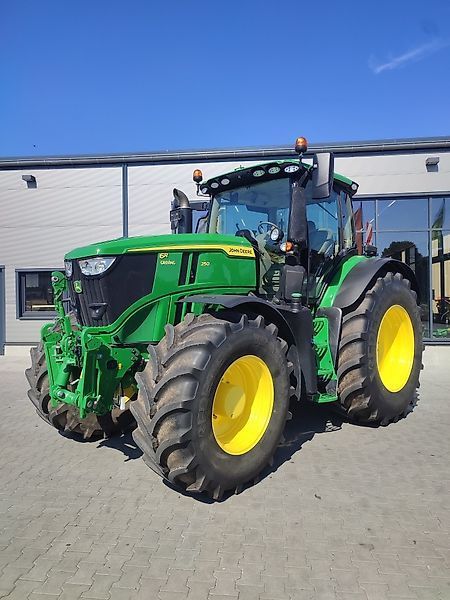 John Deere 6R 250 Tractor €198,000